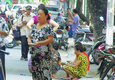 &ldquo;Sốc&rdquo; với gi&aacute; v&eacute; trận chung kết của U19 Việt Nam: 3 triệu đồng/cặp! 2
