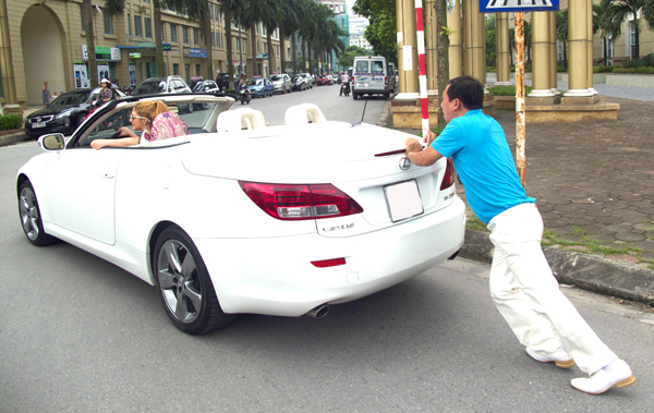 Quang Thắng mê man nhan sắc của Andrea? 3