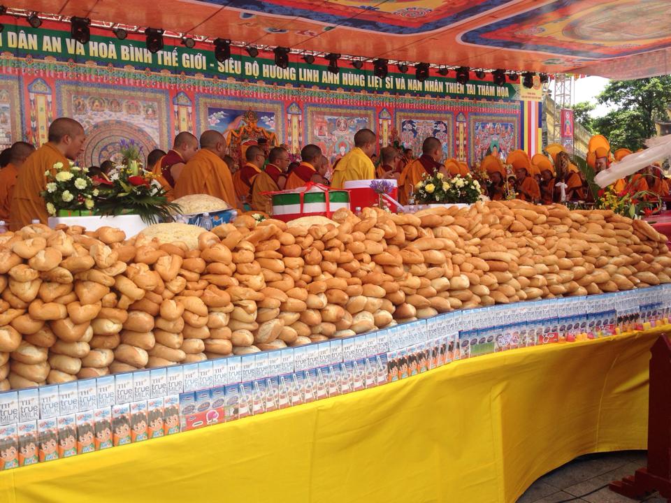 Đại lễ cầu si&ecirc;u quốc th&aacute;i d&acirc;n an 13