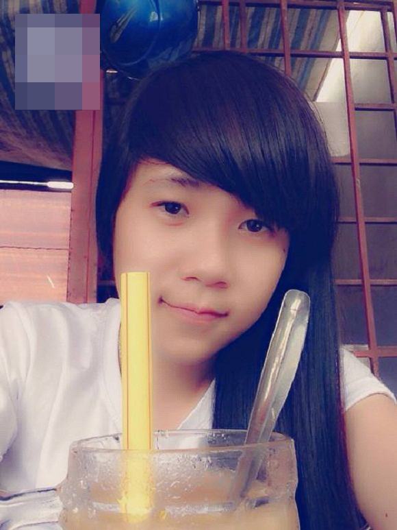 Xuất hiện c&ocirc; g&aacute;i giống ca sỹ Kh&aacute;nh Phương như 2 giọt nước 6