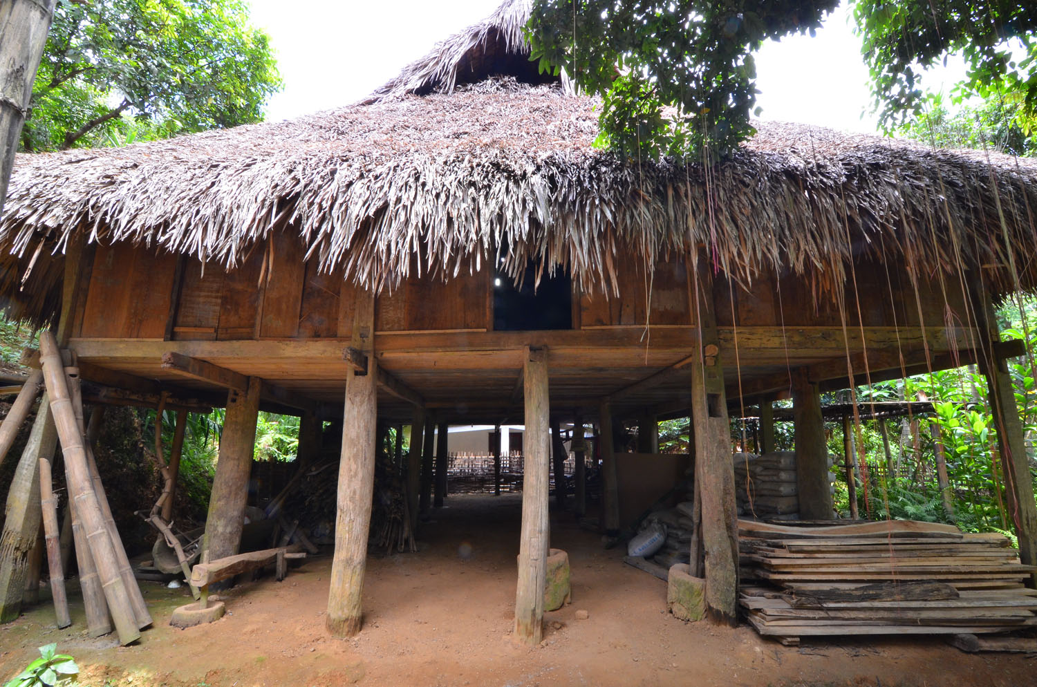 Khổ chủ ng&ocirc;i  nh&agrave; Lang trăm tuổi bị đốt ch&aacute;y ở H&ograve;a B&igrave;nh gửi thư k&ecirc;u cứu 2