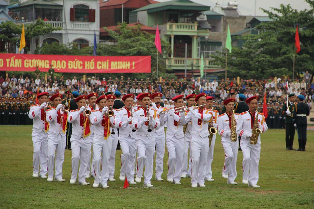 Cận cảnh lễ diễu binh ho&agrave;ng tr&aacute;ng mừng 60 năm chiến thắng Điện Bi&ecirc;n Phủ 3