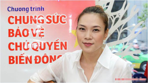 Xúc động trước những hành động thiết thực vì đất nước của nghệ sỹ Việt  4