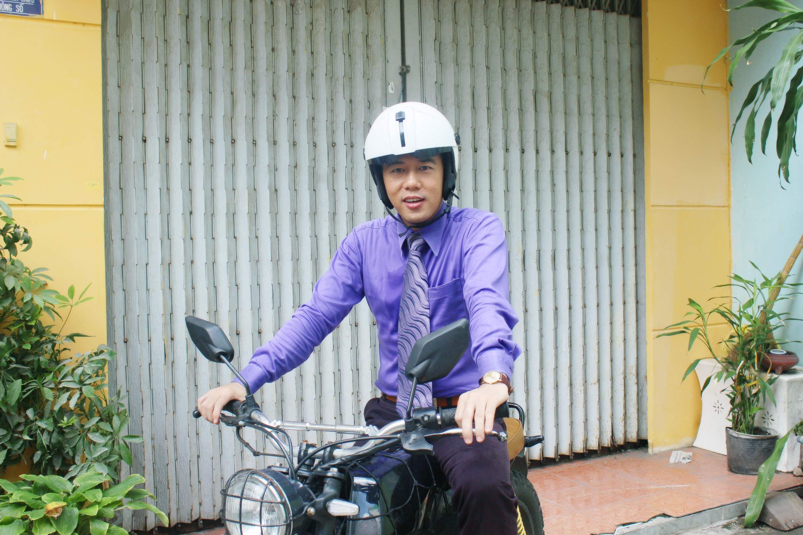 PGS Huỳnh Văn Sơn tiếp sức m&ugrave;a thi 1