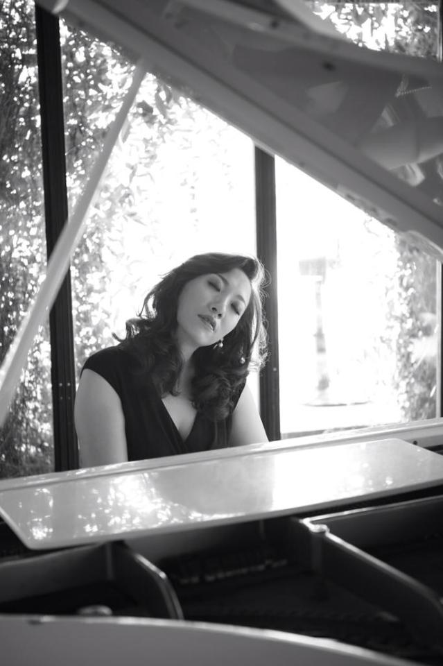 Hiền Anh – Mạnh Dũng ra mắt album sau “biến cố” phá sản 1 Hiền Anh – Mạnh Dũng ra mắt album sau “biến cố” phá sản 1