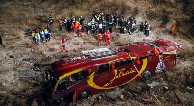 Vụ tai nạn kinh hoàng nhất trong 13 năm qua ở Tây Ban Nha