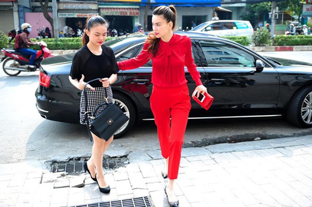 Cuộc sống giàu sang hàng đầu showbiz của Hồ Ngọc Hà