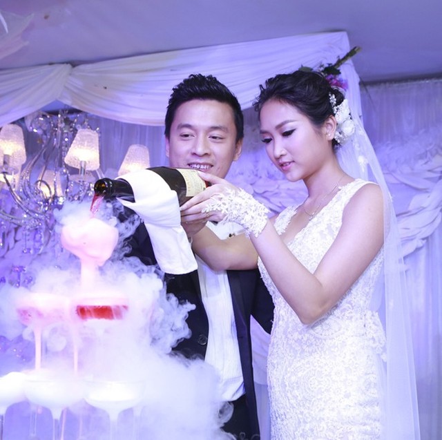 Tiệc cưới ấm cúng, sang trọng của Lam Trường và Yến Phương