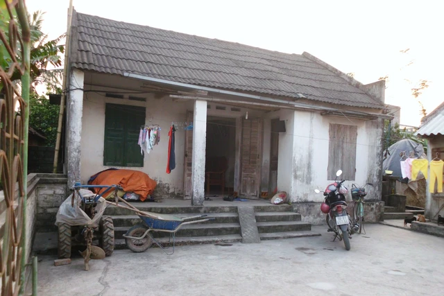 Ngôi nhà cũ kĩ của gia đình Trần Văn Điểm ở Tứ Kỳ, Hải Dương.