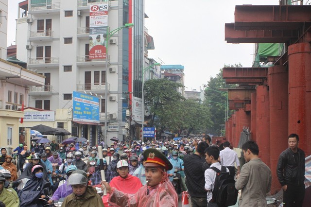 Vụ tai nạn khiến cho giao thông đoạn đường Nguyễn Trãi - Thanh Xuân tắc nghẽn nhiều giờ đồng hồ