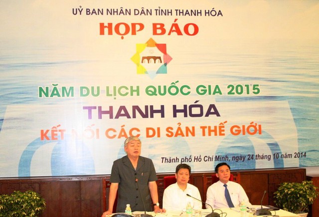 Phó Chủ tịch tỉnh Thanh Hóa, ông Vương Văn Việt, đang trả lời các câu hỏi của báo giới trong buổi công bố thông tin về sự kiện hôm 24/10 tại TPHCM.