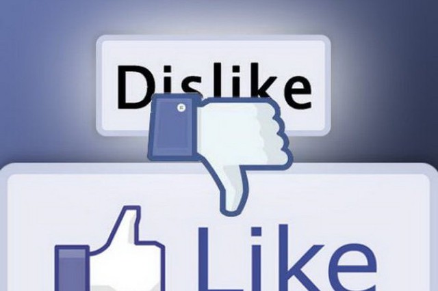 Facebook không có Dislike vì có thể gây tác hại xấu lên xã hội (Ảnh đồ họa: Slate)