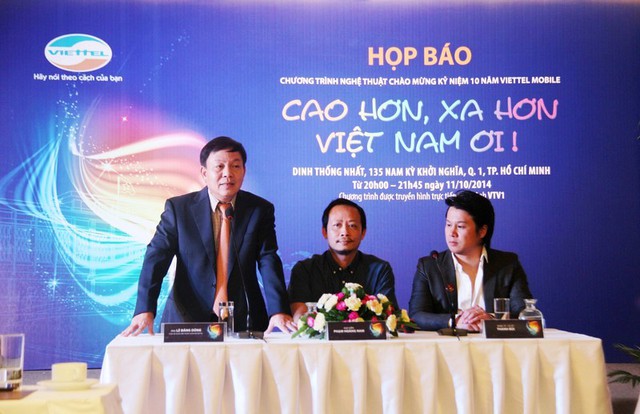 Phó Tổng Giám đốc Viettel Telecom Lê Đăng Dũng nói chương trình thuần túy nghệ thuật nhằm tri ân khách hàng.