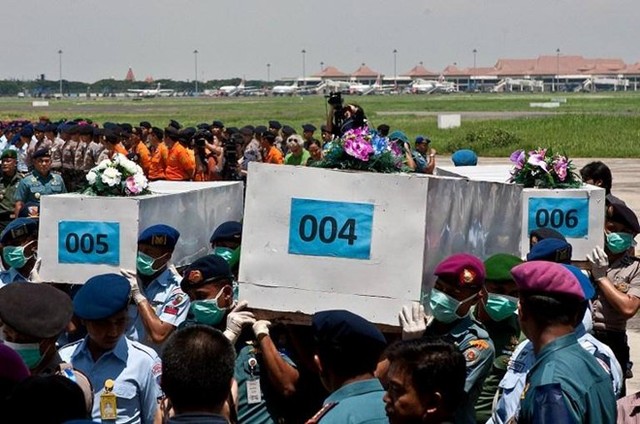 Tìm thấy thi thể nạn nhân thứ 8 trên QZ8501