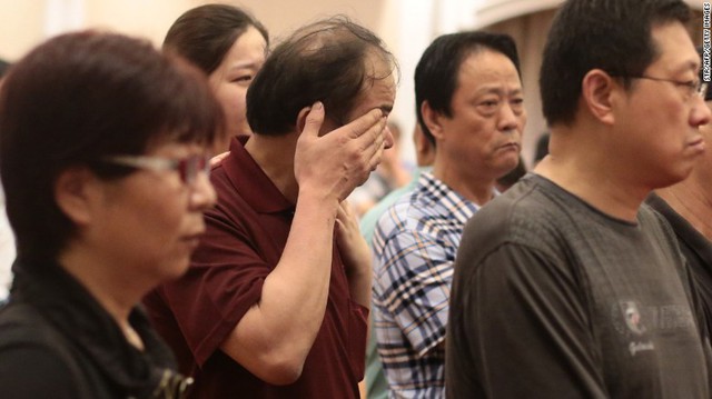 Relatives of passengers wait in Nanjing on June 2.