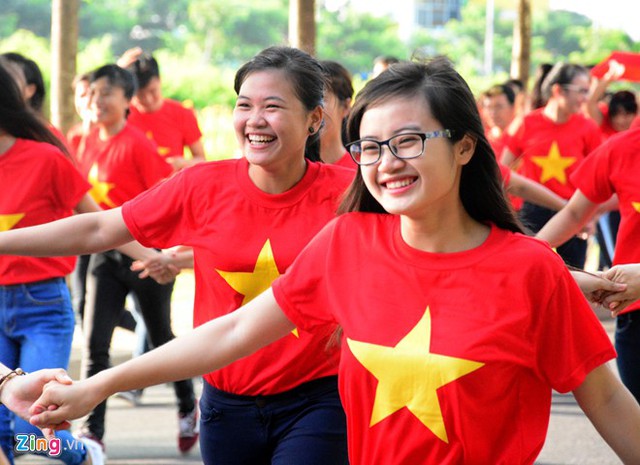 Sinh viên Sài Gòn xếp hình mừng Quốc khánh 