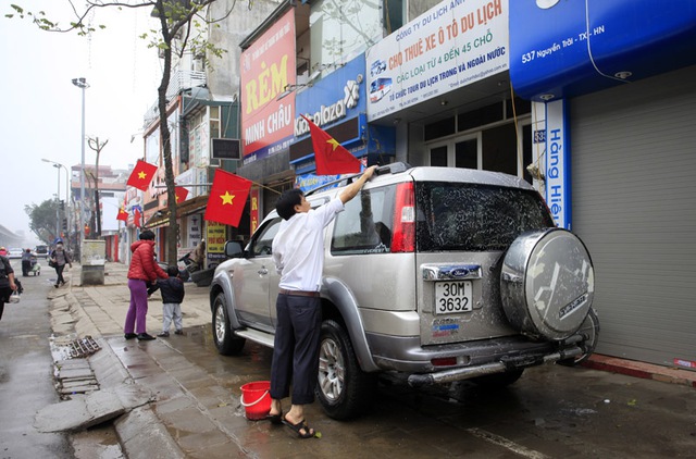 rửa xe, chặt chém, tăng giá, Hà Nội, đắt khách