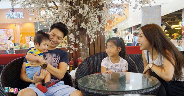 Tổ ấm của mỹ nam màn ảnh Việt lấy vợ sớm