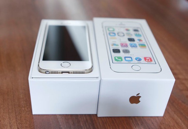 iPhone 5S cũ tràn về khiến hàng mới ế ẩm