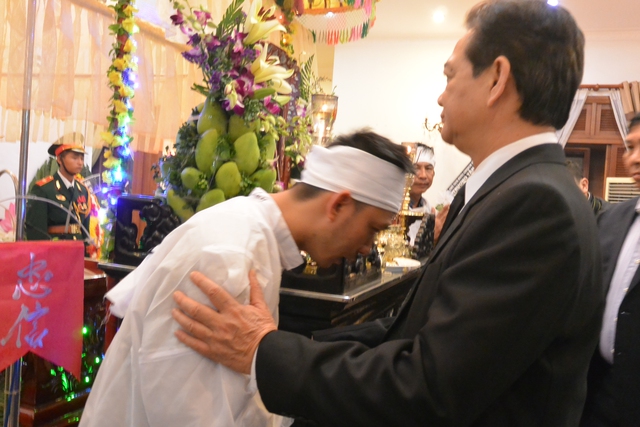  Thủ tướng Nguyễn Tấn Dũng gửi lời chia buồn sâu sắc đến gia đình ông Nguyễn Bá Thanh