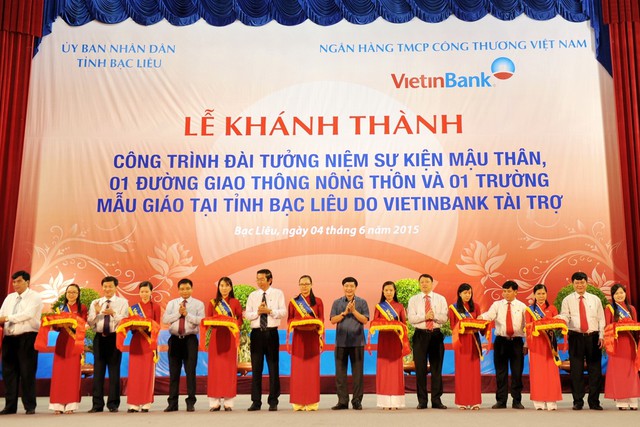 4-	Lễ cắt băng khánh thành