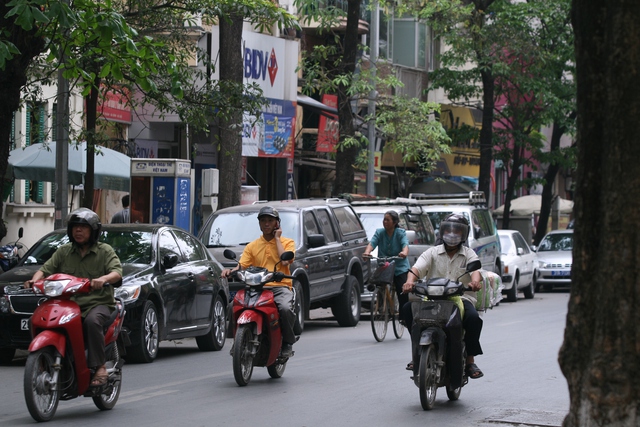 Người dân lo ngại mọi chuyển động của họ đều bị giám sát. 	Ảnh minh họa: C.T