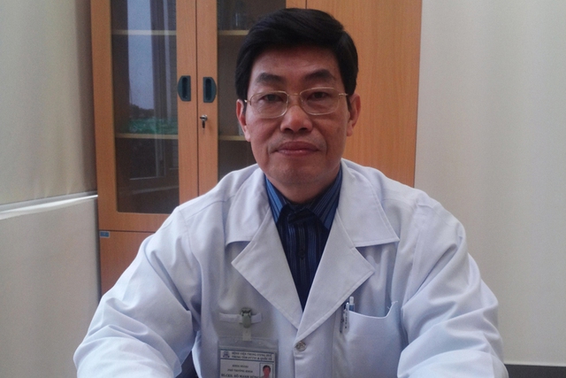 Bác sĩ Hồ Mạnh Hùng kể lại quá trình lấy giòi ra khỏi tai bệnh nhân