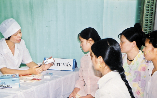 Theo các chuyên gia, tất cả các thai phụ nên đi siêu âm, sàng lọc, chẩn đoán trước sinh nói chung và sàng lọc bệnh lý tim thai nói riêng. Ảnh minh họa