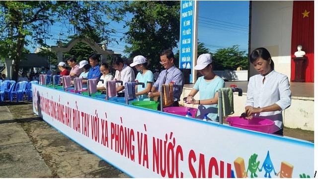Lễ ra quân triển khai Chiến dịch truyền thông “Hành trình 10 triệu bàn tay sạch” tại huyện Xuyên Mộc. Ảnh: P.V