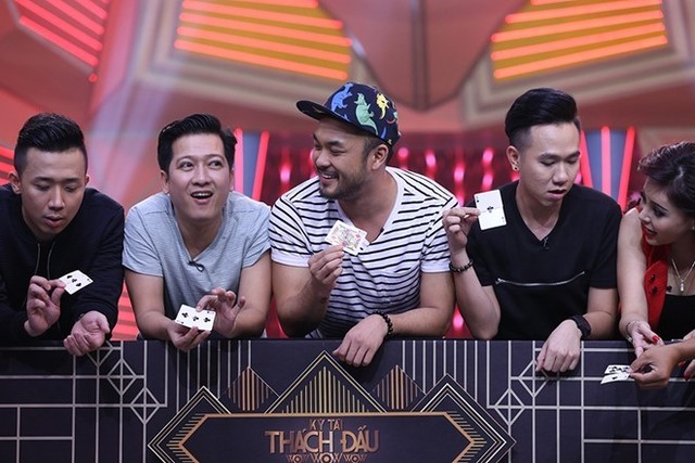 
Hàng loạt game show xuất hiện tạo điều kiện cho các nghệ sĩ hài làm mưa làm gió truyền hình.
