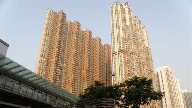 
Khu chung cư Central Park Tower, nơi ở của gia đình bé trai (Ảnh: SCMP)
