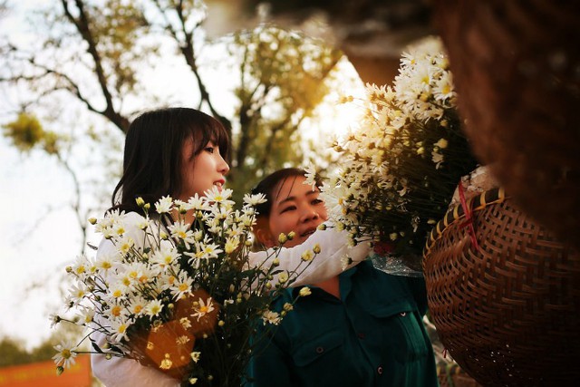 
Miền Bắc đang trong tiết trời nắng hanh, ng&agrave;y nắng đ&ecirc;m hạ nhiệt nhanh. H&igrave;nh minh họa
