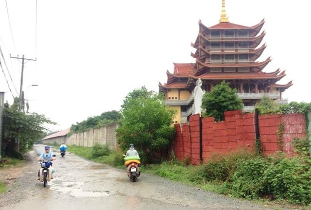 Khu vực người dân phát hiện nam thanh niên tử vong. Ảnh: Hải Hiếu.