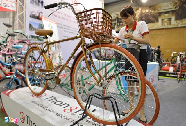 Một mẫu xe truyền thống của xe đạp Thống Nhất có giá gần 2 triệu đồng.