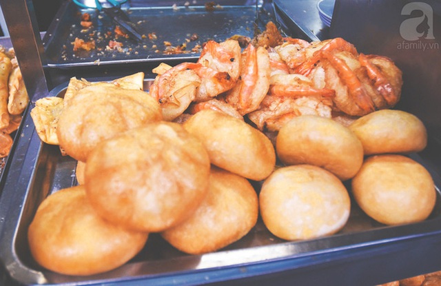 B&aacute;nh bao, b&aacute;nh t&ocirc;m chi&ecirc;n.