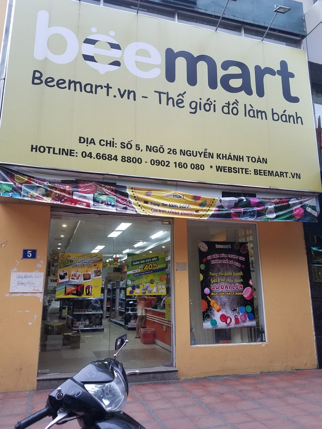 Siêu thị Beemart trên đường Nguyễn Khánh Toàn. Ảnh: K.O