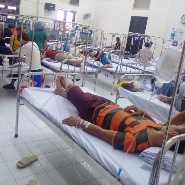 
Bệnh viện Bệnh Nhiệt đới Trung ương trong cao điểm chống dịch SXH hồi tháng 9/2017.
