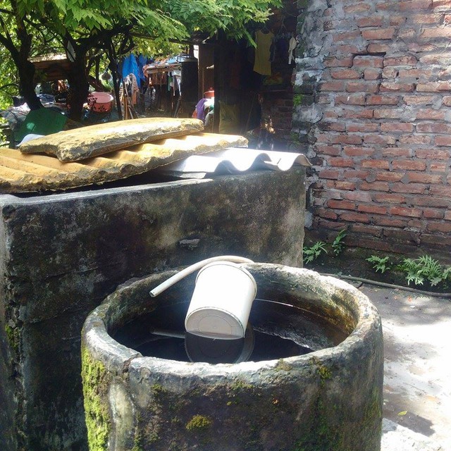 
Bể chứa nước công cộng.
