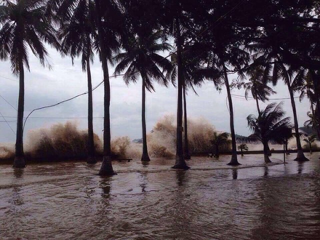 
Khu vực Đồ Sơn nước biển dâng cao, ngập lụt. Ảnh: CTV
