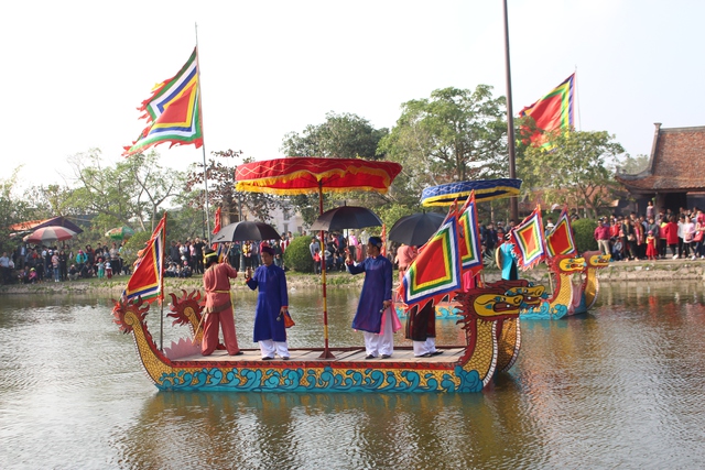 
Chùa Keo thuộc xã Duy Nhất, huyện Vũ Thư, tỉnh Thái Bình. Hội chùa được tổ chức nhằm tưởng nhớ công đức quốc sư Dương Không Lộ và những người có công xây dựng chùa. Trải qua gần 400 năm đến nay Chùa Keo vẫn giữ nguyên vẹn kiến trúc, cấu trúc độc đáo từ thế kỉ 17, chùa được công nhận di tích cấp quốc gia vào năm 2012.
