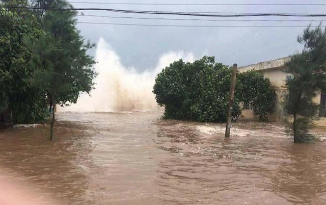 
&Aacute;p thấp nhiệt đới đang hướng v&agrave;o bờ biển c&aacute;c tỉnh Quảng Ninh &ndash; Hải Ph&ograve;ng. Ảnh minh&nbsp; họa.
