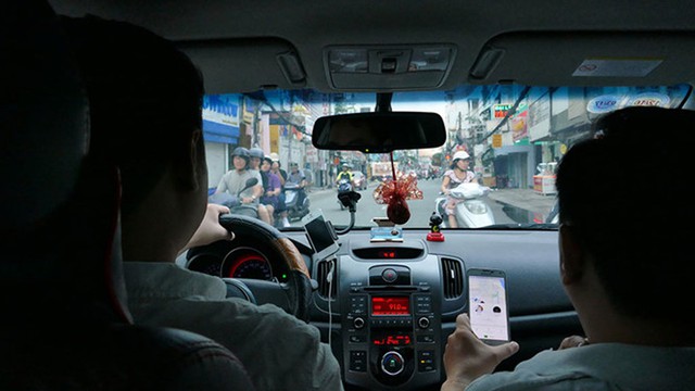 Bộ Tài chính: Không có chuyện Uber, Grab được ưu đãi thuế so với taxi truyền thống. Ảnh: PV