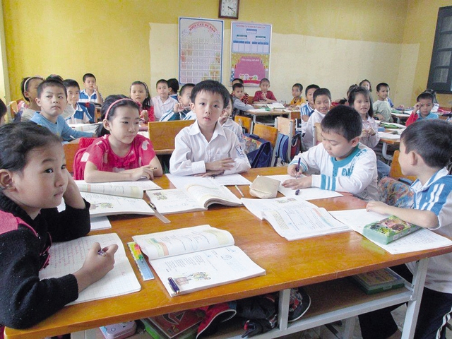 Tình trạng quá tải tại các trường tiểu học ở Hà Nội đặt ra mối lo về chất lượng giáo dục. Ảnh minh họa: Q.Anh