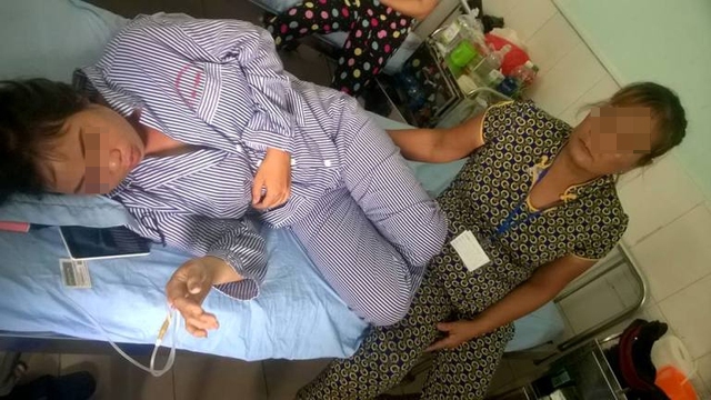 Chị L đang được điều trị tại Bệnh viện Việt - Tiệp. Ảnh: Đức Tùy
