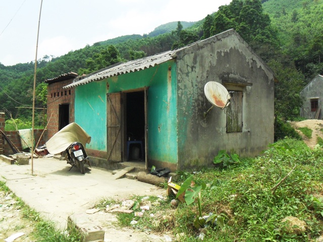 Ngôi nhà ven rừng nơi bà Bàn Thị Năm cùng người tình kém 25 tuổi sinh sống.