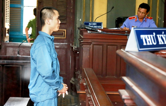 Bị cáo: Trần Trọng Nghĩa đang nghe tuyên án