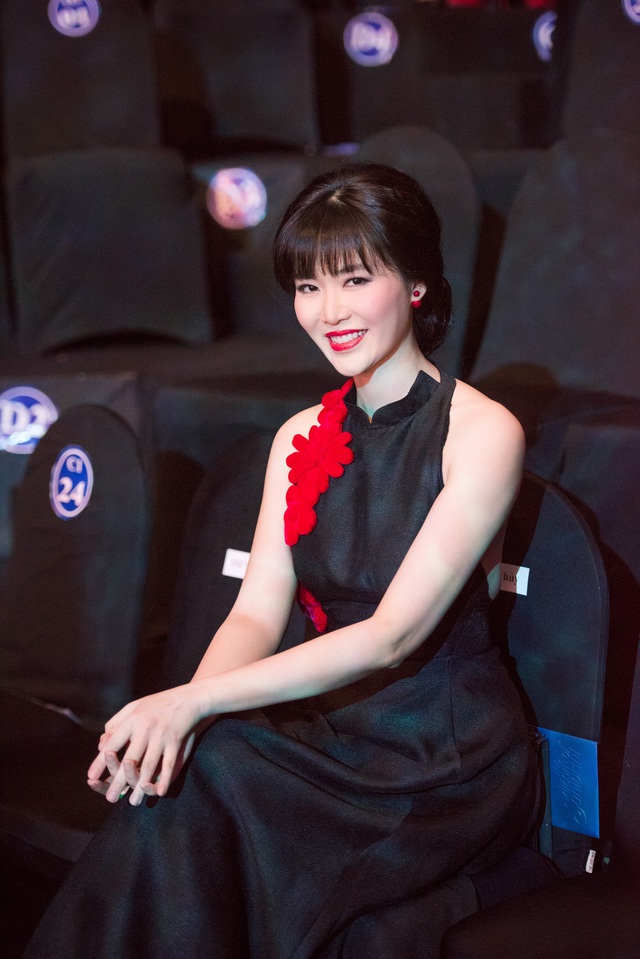 
Hoa hậu Thu Thủy giành ngôi vị Hoa hậu Việt Nam năm 1994.

