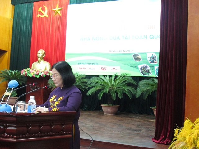 Bà Nguyễn Hồng Lý (Phó Chủ tịch Trung ương Hội Nông dân Việt Nam) phát biểu tại buổi họp báo giới thiệu hội thi lần thứ 4. Ảnh: Nông Thuyết 