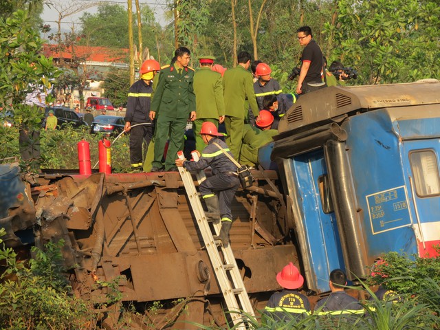 
Vụ tai nạn tàu hỏa nghiêm trọng khiến nhiều người thương vong. Ảnh: L.C
