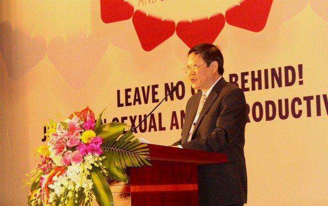 
Thứ trưởng Bộ Y tế Nguyễn Viết Tiến phát biểu tại hội nghị. Ảnh: Đ.Tùy
